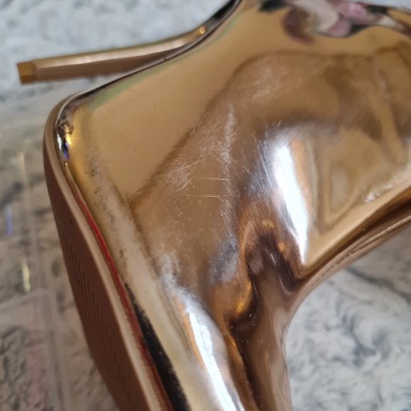 Qupid Rose Gold Metallic Heels Pointed Toe Size 6 - Picture 2 of 13